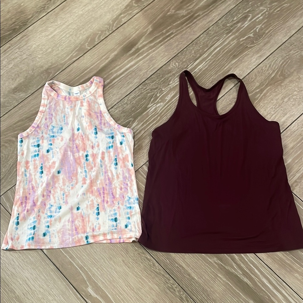 Old Navy Women's Tie-Dye and Maroon Tank Tops (C)
